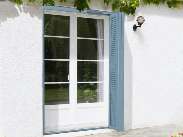 persiennes coulissantes pvc ou aluminium Accordéo