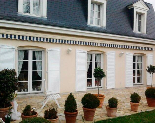 volets battants persiennés cadréo pvc